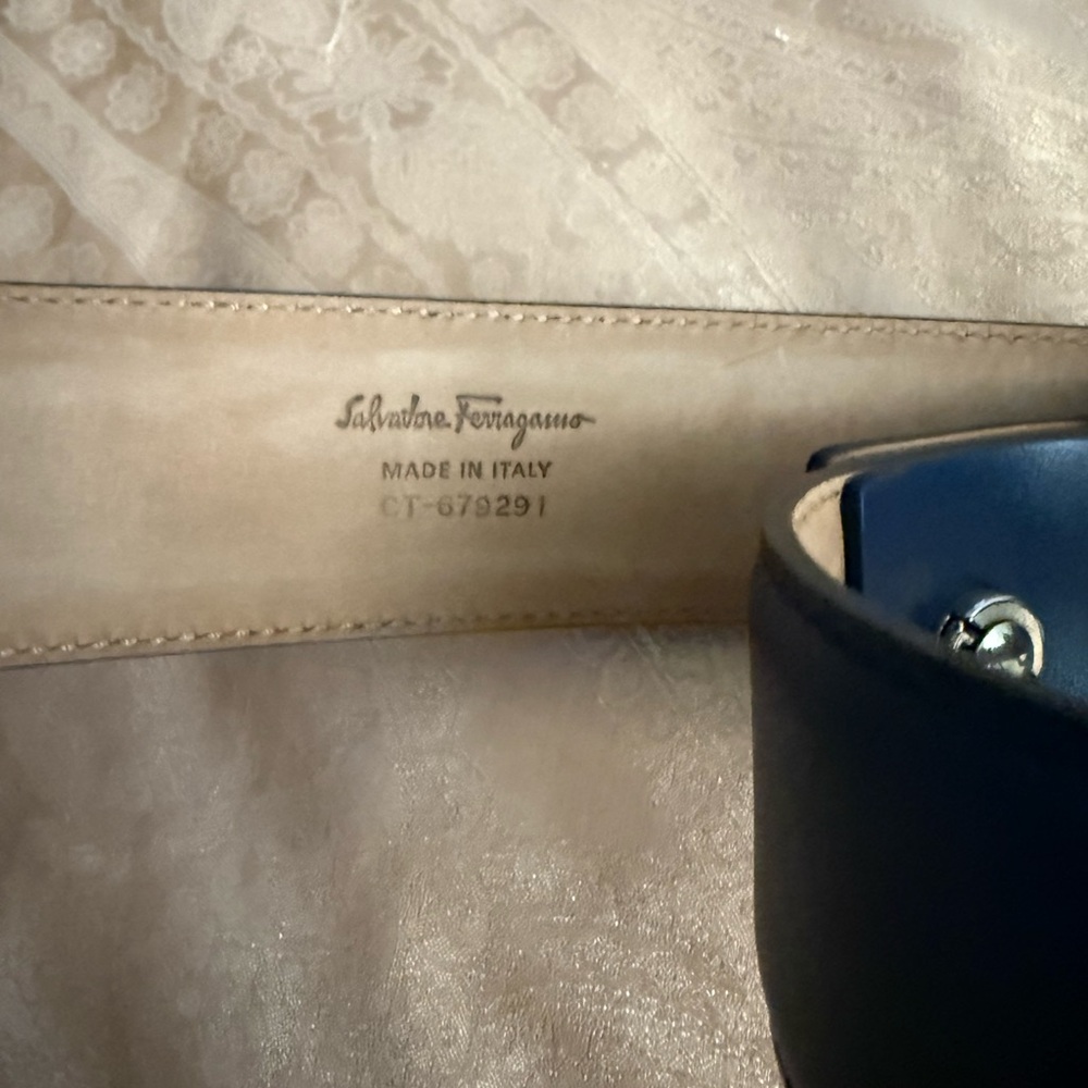 Salvatore Ferragamo Blue Silver Belt Classic Design - Picture 5 of 9